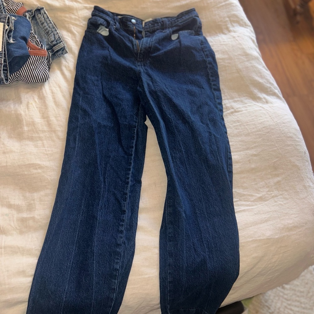 Universal Thread Straight-Leg Jeans in Dark Blue Denim